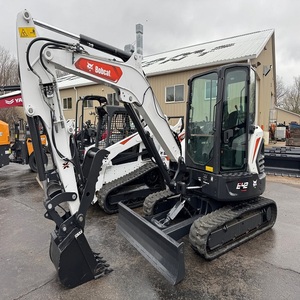 Mini-excavatrice Bobcat de 5 tonnes, petite excavatrice sur chenilles avec moteur, pompe et boîte de vitesses - à vendre - Product Image 1