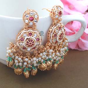 Antique Gold Plated <b>Bridal</b> <b>Necklace</b> <b>and</b> <b>Earring</b> <b>Set</b> by Kiyashi - Product Image 4