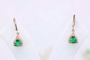 Pendientes Colgantes de Esmeralda Trillón con Halo de Moissanita, Cierre de Palanca, Plata de Ley 925 Bañada en Oro, Joyería Colgante para Fiesta y Regalo - Product Image 5