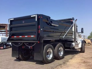 Tracteur routier diesel 6x4 performant, véhicule utilitaire lourd pour la logistique routière internationale - Product Image 2