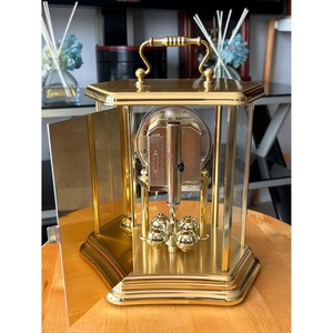 Horloge de bureau en laiton, forme polygonale, mouvement mécanique silencieux, sans tic-tac, affichage des heures par sonnerie, finition dorée - Product Image 5