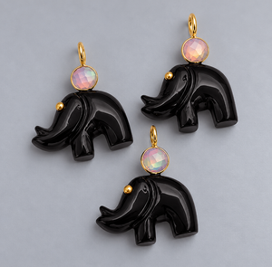 Breloques en laiton plaqué or sculptées en forme d'éléphant - Breloques chrétiennes sans nickel pour la fabrication de colliers, boucles d'oreilles et bijoux DIY - Product Image 4