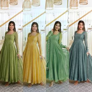 Robe de soirée de luxe en soie Salsa avec travail de feuille métallisée, longueur cheville, avec pantalon assorti et dupatta en soie de créateur, séchage rapide, extensible, moderne - Product Image 2