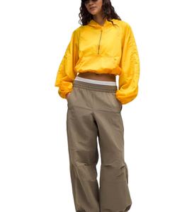 2025 venta al por mayor ligero diseño personalizado OEM al aire libre a prueba de viento chaquetas impermeables cómodos abrigos cortavientos para mujeres - Product Image 3