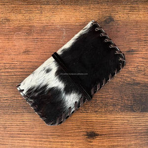 Pochette à tabac luxueuse en cuir de vachette 100% personnalisée en gros Pochettes en cuir véritable fait à la main pour fumer des herbes et rouler le tabac - Product Image 5