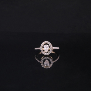 Bague Moissanite Premium Shine King plaquée argent, sertie de griffes, 0,5 carat, luxe, fiançailles, mariage - Product Image 1