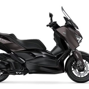 2025 XMAX 125 TECH MAX SPORT-SCOOTER avec une vitesse maximale de 112 km/h - Product Image 1