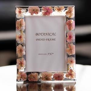 Handmade Luxury Resin Photo <b>Frame</b> with Botanical Floral Design for Thoughtful Gift Giving - Product Image 4