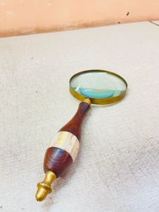 Loupe en laiton de 10 pouces avec manche en bois, accessoires de bureau industriels, cadeaux de luxe en gros pour la fête des mères - Product Image 2