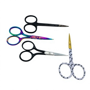 กรรไกรตัดหนังกำพร้าเล็บพลาสม่าสีดำ รุ่นใหม่ ปลายแหลมตรง สีทอง พร้อมโลโก้  ทำจากสแตนเลส ทนทาน อุปกรณ์เสริมความงาม - Product Image 1