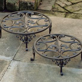 Macetas de Pared Redondas de Metal con Recubrimiento en Polvo, Soporte Colgante para Jardín y Uso en Exteriores - Product Image 1
