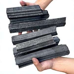 Carbón Vegetal de Madera Dura Negra OEM/KAW Bac Giang a Precio Accesible, 3-5% de Ceniza, Bajo Humo, Larga Duración, 7000-8000kcal/kg de Carbono - Product Image 1