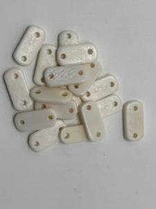 Cuentas espaciadoras de hueso de primera calidad con dos orificios, diseñadas para la creación de joyas, collares, pulseras, manualidades con cuentas y accesorios artesanales. - Product Image 5