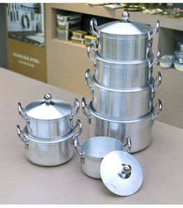 Set di Pentole in Alluminio con Doppio Manico, Fondo Piatto Rinforzato, Coperchio in Acciaio Non Rivestito, <span class=keywords><strong>Design</strong></span> Moderno e Semplice per Cucina - Product Image 1