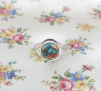 Bague Statement en Argent Sterling 925 Plaqué Or Rose et Or Jaune, Ornée d'une Pierre Ronde Naturelle d'Huître, de Cuivre et de Turquoise, Faite à la Main pour Femme