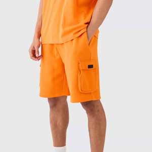 Ensemble deux pièces d'été pour homme en coton/polyester, t-shirt et short, coupe ample, taille élastique, longueur genou, fabriqué au Pakistan - Product Image 4