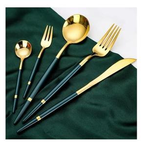 Ensemble de couverts à manches polies et colorées, design moderne, utilisé pour les mariages, les hôtels, les restaurants, les fêtes à domicile. - Product Image 2