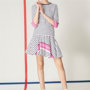 ODM Blanco Negro Raya Cintura Elástica Mini Faldas para Damas - Product Image 4