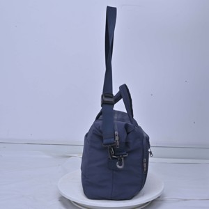 Sac de week-end HOOGA bleu marine en PU, fermeture éclair, deux poignées, résistant à l'eau, grande capacité, sacs portables avec chaîne de perles - Product Image 3