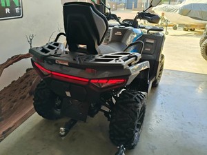 Quad utilitaire intelligent 493cc EFI 4x4 avec transmission CVT, transmission par arbre et moteur refroidi par liquide - Product Image 6