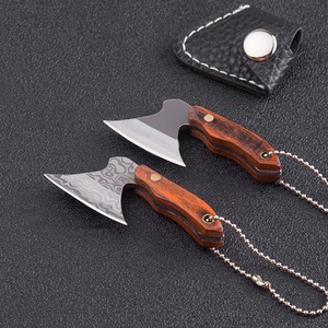 Décapsuleur porte-clés en acier inoxydable écologique avec manche en bois, forme irrégulière, durable, style classique, en métal moulé forgé à la main - Product Image 6