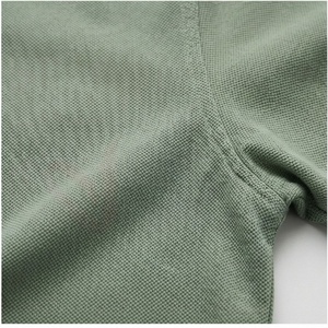 Polo en tricot à manches courtes vert uni pour homme, coupe classique, design boutonné - Product Image 5