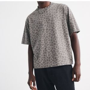 เสื้อยืดผู้ชายไซส์ใหญ่ พิมพ์ลายเสือดาว ผ้าฝ้าย ทรงหลวม สไตล์ลำลอง สตรีทแวร์ แขนสั้น รับสกรีนโลโก้ ขายส่ง - Product Image 6