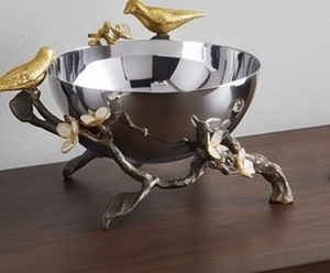 Bol en métal artisanal haut de gamme avec motif d'oiseaux dorés et de fleurs, centre de table décoratif oriental pour cadeaux de mariage - Product Image 5