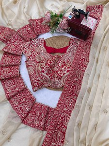 Sari en soie Reglance Royal Rangoli avec broderie lourde en fil et sequins, et chemisier assorti richement orné, pour occasions spéciales, séchage rapide - Product Image 5
