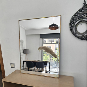 Espejo Decorativo de Pared con Borde Metálico de Diseño Moderno y Calidad Superior para el Hogar, Sala de Estar o Cafetería - Product Image 5