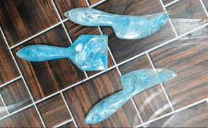 Elegante Juego de Cuchillos para Queso FAIZA de Resina con Textura de Mármol, Ecológico, Apto para Lavavajillas y Microondas, Personalizable con Color y Logotipo - Product Image 5