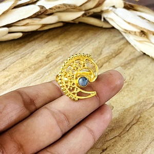 Bague Cocktail Étoile en Laiton Plaqué Or 18 carats avec Kyanite Céleste, Design Unique, Style Bohème Croissant, pour Femme, Vente en Gros/OEM/ODM - Product Image 5
