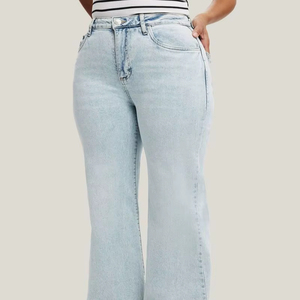 กางเกงยีนส์ทรงตรงสไตล์สตรีทสำหรับผู้หญิงจาก WEBSON Sports รุ่น Wash Stonewashed Distressed Finish เอวกลาง ไซส์พลัส - Product Image 1