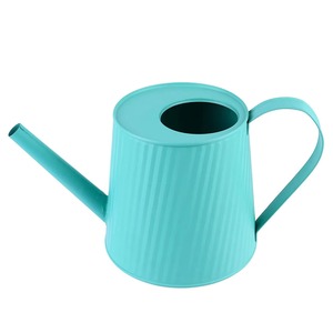 Arrosoir en fer peint à la main, bleu, avec motif floral, pour le jardinage - Product Image 2