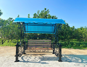 Banco Columpio de Hierro Forjado de Primera Calidad para Uso en Exteriores, Diseño Contemporáneo, Cojín Impermeable, Capacidad para 3 Personas - Product Image 6