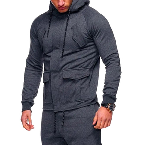 Conjunto Deportivo Informal de Dos Piezas para Hombre, Pantalones Jogger Cargo con Capucha en Gris Carbón, Ropa Deportiva Urbana - Product Image 2