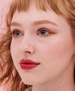 Mini dimme Brow + matita per sopracciglia in fibra volumizzante | Cosmetici di beneficenza - Product Image 3