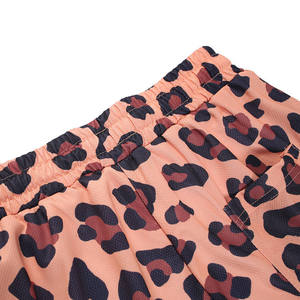Shorts de plage personnalisés OEM pour hommes, en polyester, imprimé camouflage par sublimation, respirants, vente en gros de maillots de bain courts pour hommes - Product Image 5