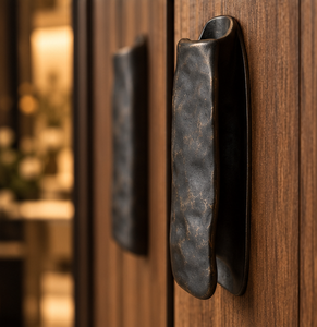 Tirador de Puerta Curvo Empotrado con Acabado Bronce Oscuro, Manija Larga para Gabinete con Borde Redondeado, Herraje Decorativo para Muebles de Interiores Modernos - Product Image 5