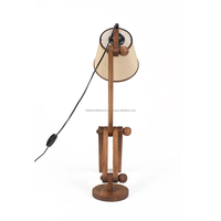 Lámpara de Mesa de Madera con Diseño de Robot Tallado, Luces LED para Sala de Estar, Lámpara de Escritorio Flexible, Estilo Nórdico Moderno, para Trabajar, Estudiar, Decoración de Interiores