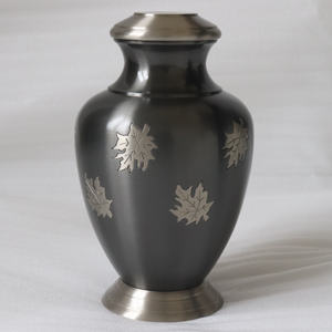 Urnes funéraires modernes en laiton de qualité supérieure pour cendres humaines, emballage personnalisé, urne artisanale pour cendres d'adultes, taille 10 pouces, vente en gros - Product Image 3