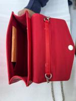 Tas Clutch Wanita Kulit Asli Merah Tahan Air Berkualitas Tinggi dengan Penutup Kancing, Tali Rantai Panjang, Dompet Fashion Buatan Tangan