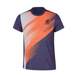 Conjunto de Camiseta y Pantalones Cortos de Voleibol Ligeros, Hechos con Material que Absorbe el Sudor y Costuras Reforzadas para Mayor Durabilidad - Product Image 3
