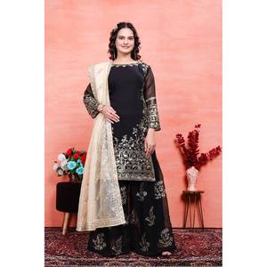 Ensemble de vêtements de soirée pour femmes de créateur-Plazzo et Dupatta avec broderie - Product Image 2