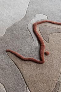 Alfombra Rectangular Moderna Abstracta de Lana de Nueva Zelanda Premium, Antideslizante, Hecha a Mano, de Pelo Alto, Modelo Shell-Houette Rust para el Hogar - Product Image 4