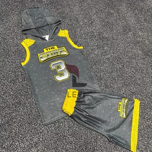 ชุดฟุตบอล 7 คนแบบกำหนดเองสำหรับผู้ใหญ่ ไซส์พลัส พิมพ์ลายดิจิทัล โลโก้ด้านหน้า เสื้อฮู้ดดี้และกางเกงขาสั้นชุดกีฬา - Product Image 2