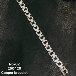 Pulsera de Cadena con Eslabones Geométricos para Hombre, Chapada en Oro, Colorida, Estilo Moderno, Joyería de Moda Unisex Premium - Product Image 1