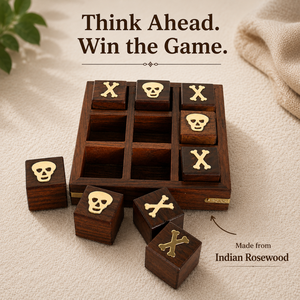 Jeu de Tic Tac Toe Pirate Skull & Bones |   Jeu de société de stratégie en bois fait main |   Jeu de société familial haut de gamme pour enfants et adultes - Product Image 3