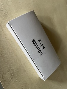Clavos para clavadora APLUS F12-5000, calibre 18, vástago de 12 mm, cabeza lisa de 10x1.2 mm, galvanizados de 1.9 mm - Product Image 1