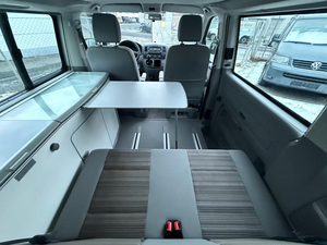 <span class=keywords><strong>Volkswagen</strong></span> <span class=keywords><strong>T5</strong></span> California Comfort Line usata del 2015, grigia, 140 CV, 4 cilindri, 4 porte, diesel, Euro 5, cambio manuale, guida a sinistra - Product Image 6